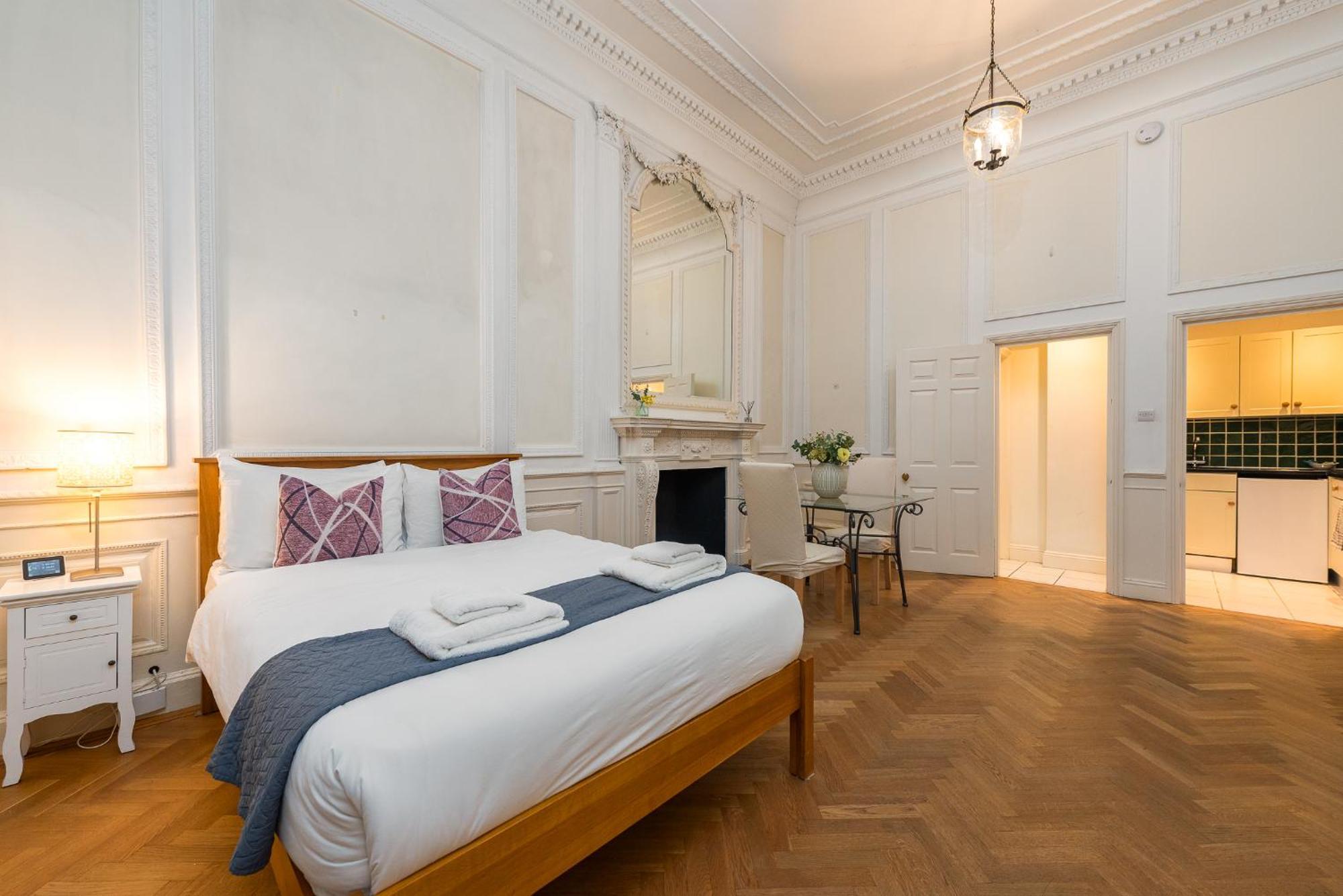 Apartament Pembridge Gardens By Capital *